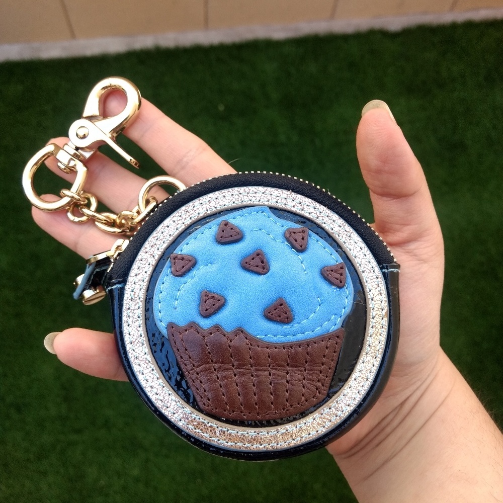 Ava Rose Cupcake Coin Purse Key Fob Mask Holder